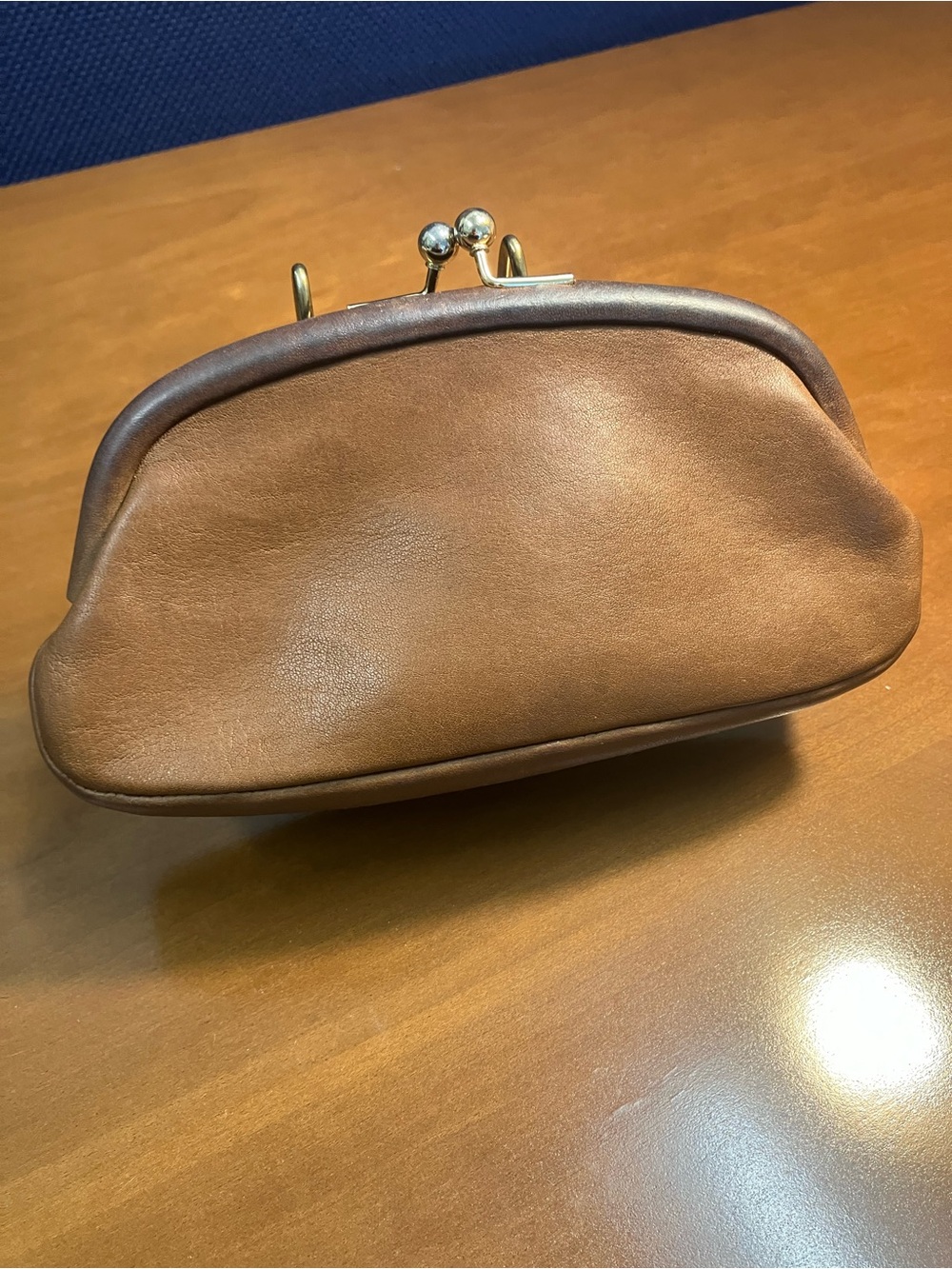 Vintage Coach Tan Leather Kiss-Lock Utility Purse 7160
